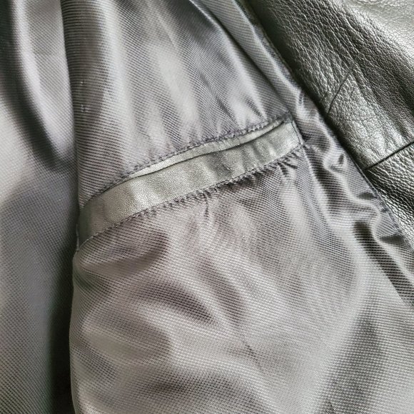 MANTLES Black Leather Jacket - Picture 8 of 14